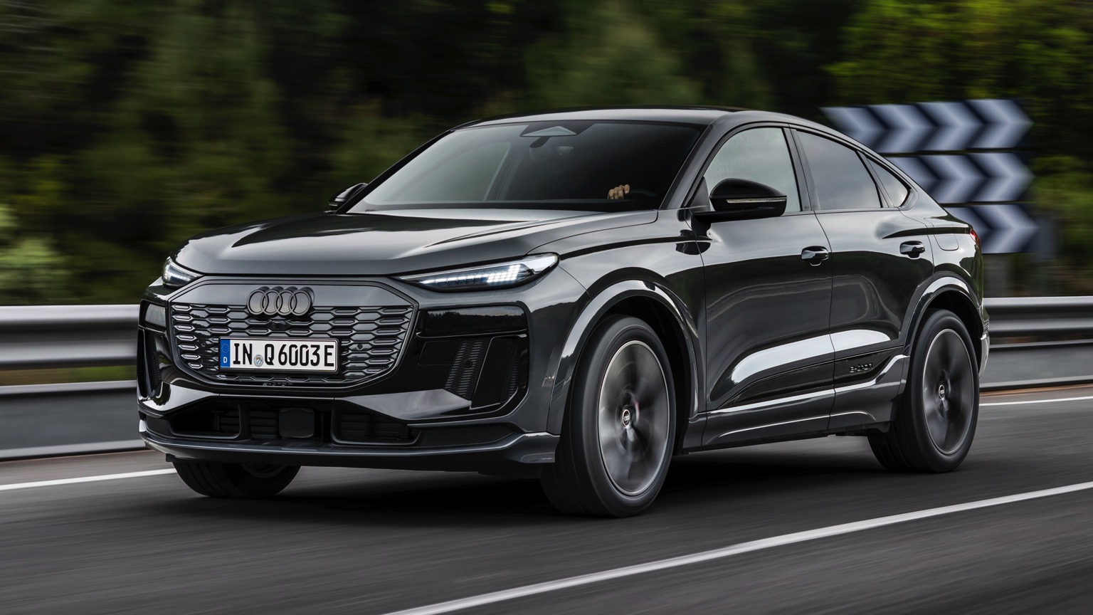 Portachiavi Originale Audi Q4 E-tron - Metallo E Pelle Nera Con Incisione - Accessorio Ufficiale