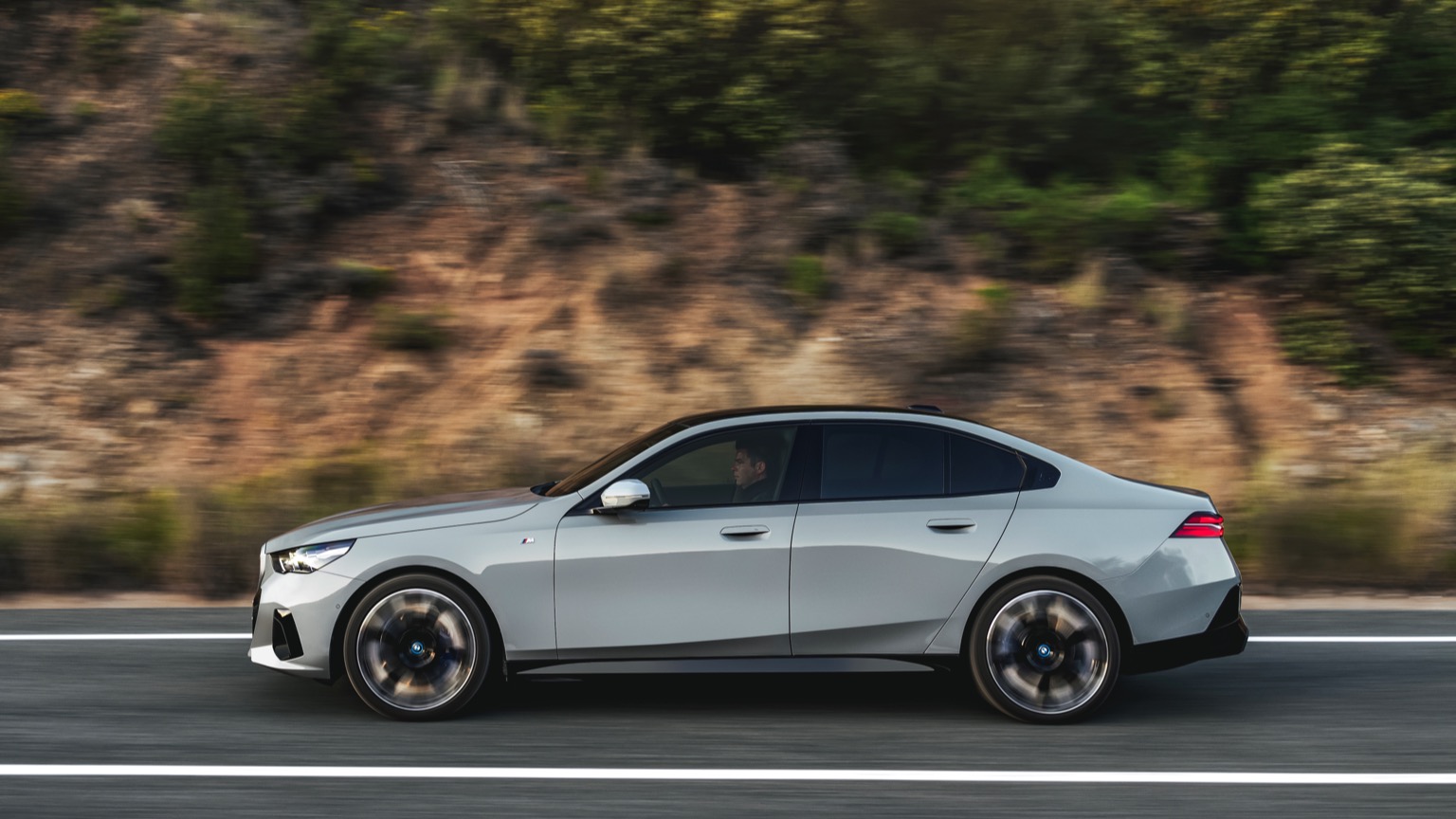 BMW I5 EDrive40 Saloon MY23 24 2023 2025 Price And Specifications BMW I5 EDrive40 Saloon MY23 24 2023 2025 Price And Specifications