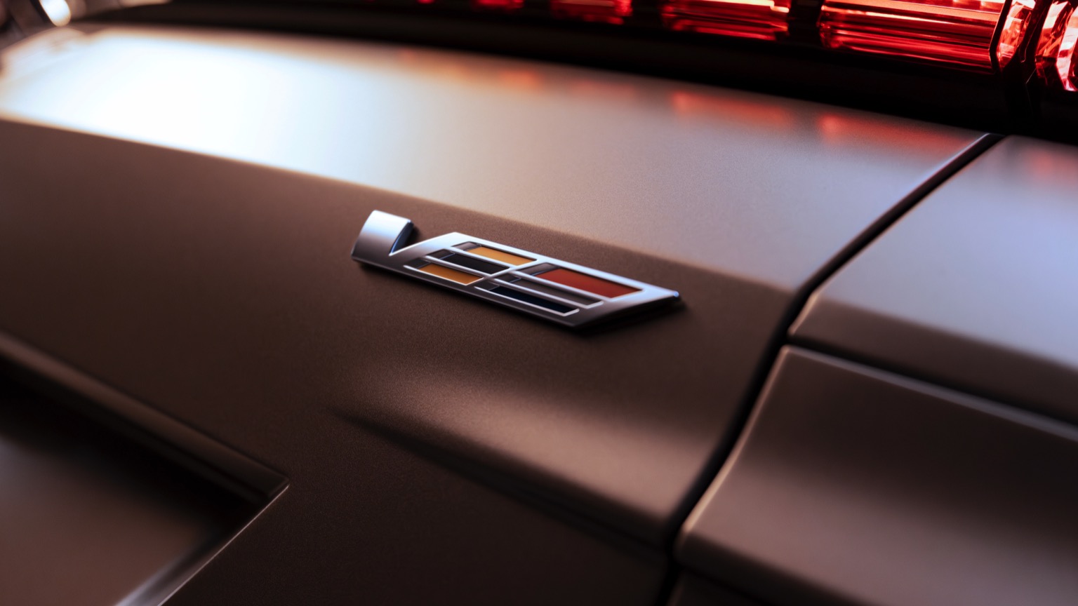 Cadillac LYRIQ-V LYRIQ-V (06-2025) gallery image