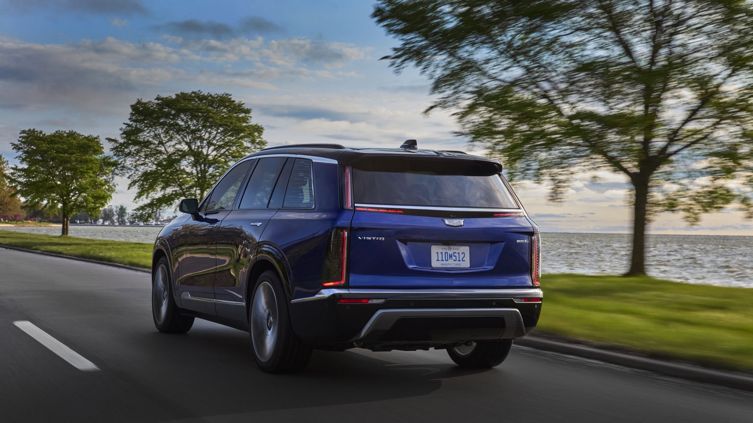 Cadillac VISTIQ 900 E4 (05-2025) gallery image