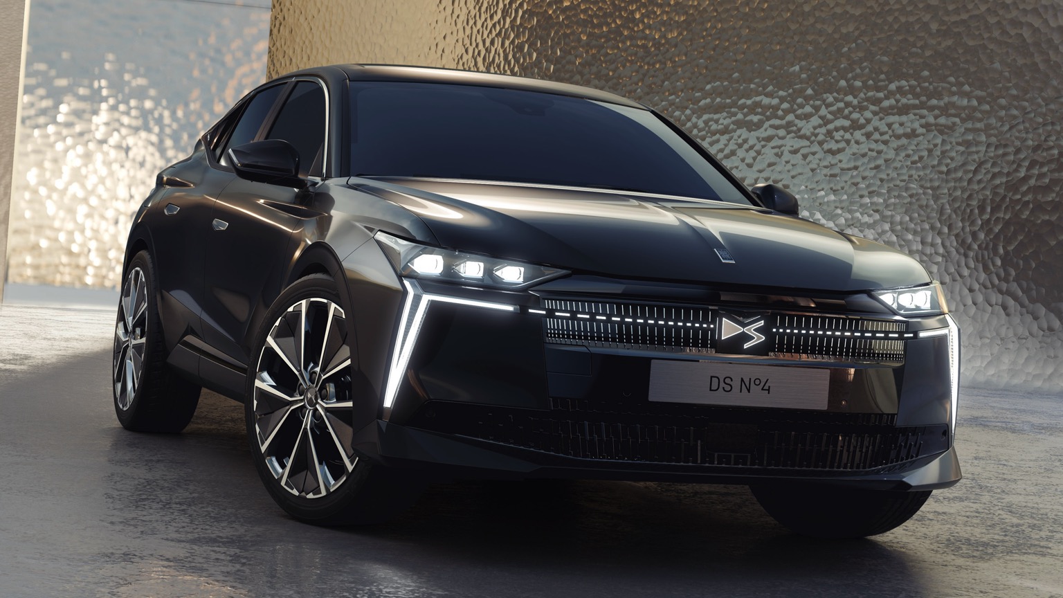 N°4 Plug-in Hybrid 225