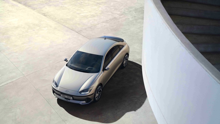De Hyundai Ioniq 6 is een heerlijk alternatief voor een SUV, en ook nog  eens veel energiezuiniger