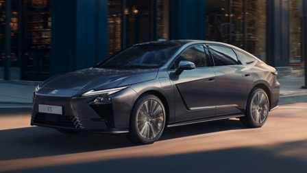 Lexus ES 500e DIRECT 4