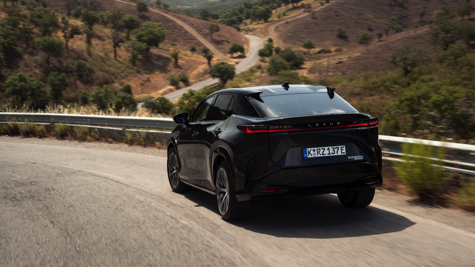 Lexus RZ 350e (10-2025) gallery image