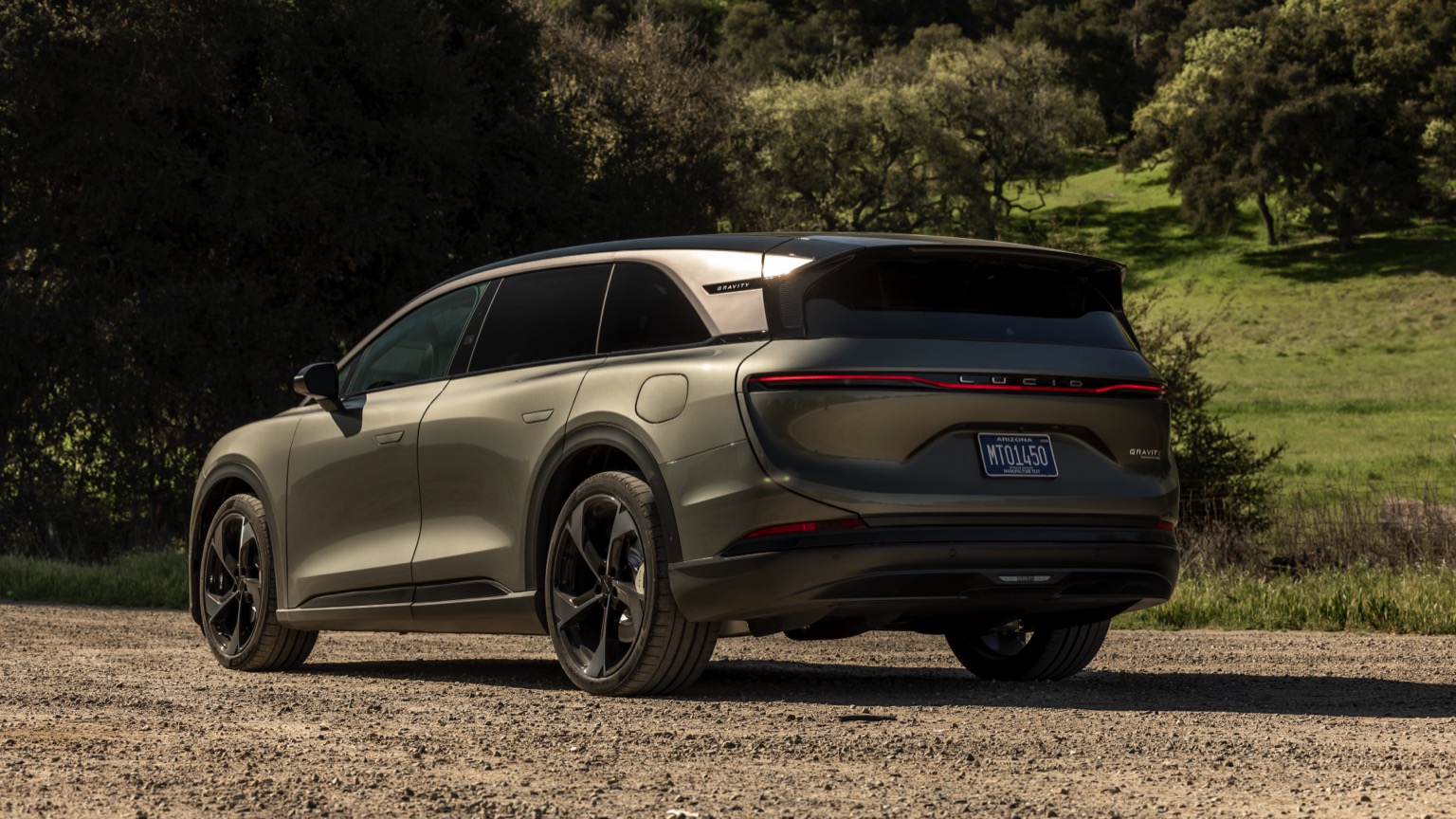 Lucid Gravity Touring (09-2025) gallery image