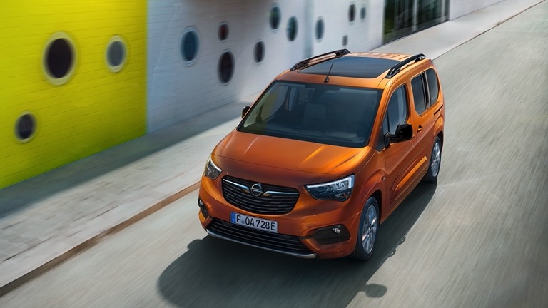 Opel Combo-e Life 50 kWh (2021-2024) price and specifications - EV