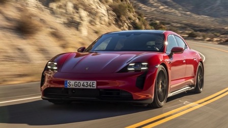 Porsche Taycan GTS Sport Turismo 2022
