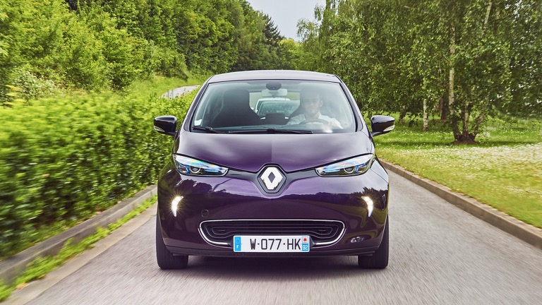 Renault Zoe Q90 (2017-2018) price and specifications - EV Database