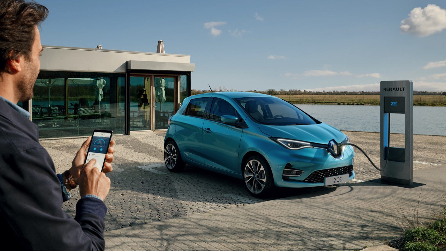 Renault zoe ze50 deals r135