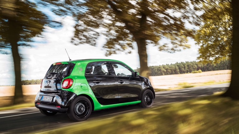 Smart EQ forfour (2018-2019) price and specifications - EV Database