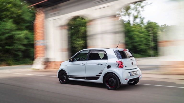 Smart EQ forfour (2020-2022) price and specifications - EV Database