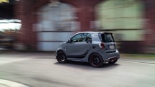 Smart EQ fortwo coupe (2020-2023) price and specifications - EV