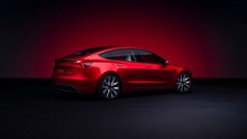 Tesla Model 3 Maximale Reichweite (2023-2024) Preise und technische Daten -  EV Database