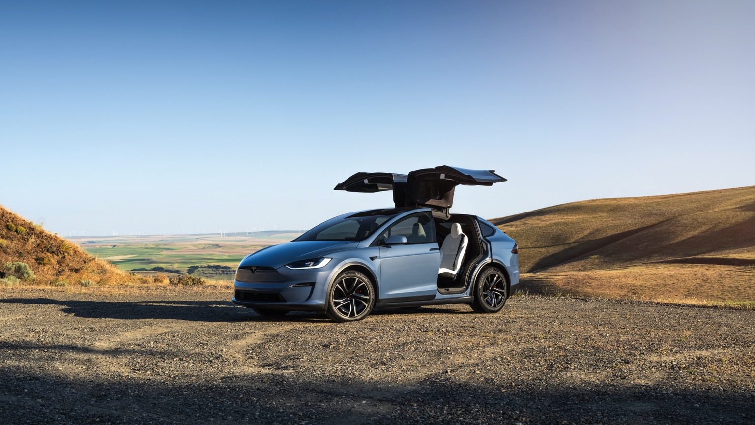 Tesla Model X Plaid (10-2025) gallery image