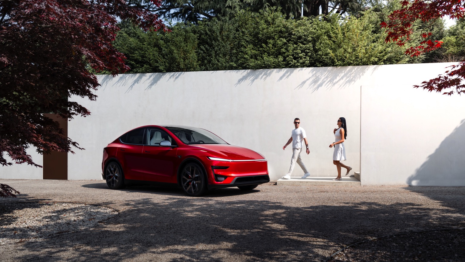 Tesla Model Y Performance (08-2025) gallery image