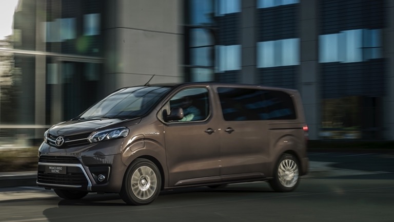 Toyota PROACE Verso L 75 kWh (2021-2024) price and specifications