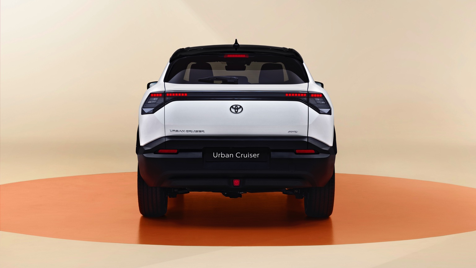 Toyota Urban Cruiser 61.1 kWh (05-2025) gallery image
