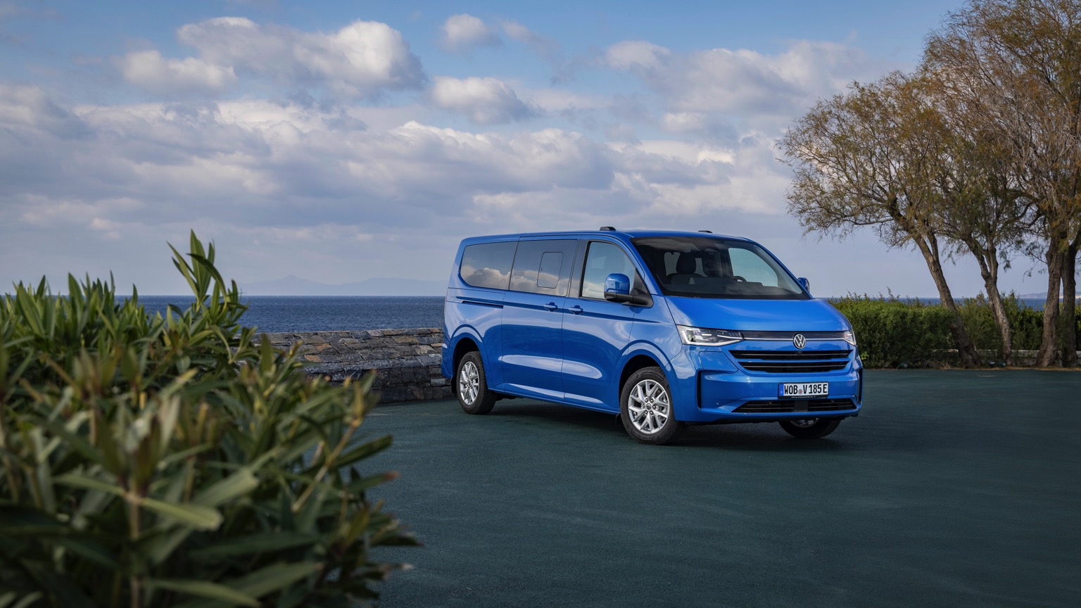 Volkswagen e-Caravelle L1 160 kW 64 kWh (03-2025) gallery image